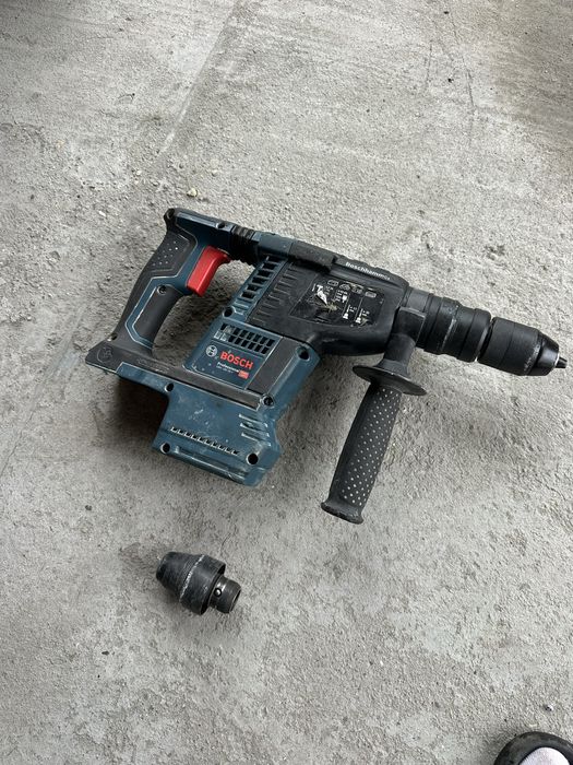 Bosch GBH 18V-26F с проблем