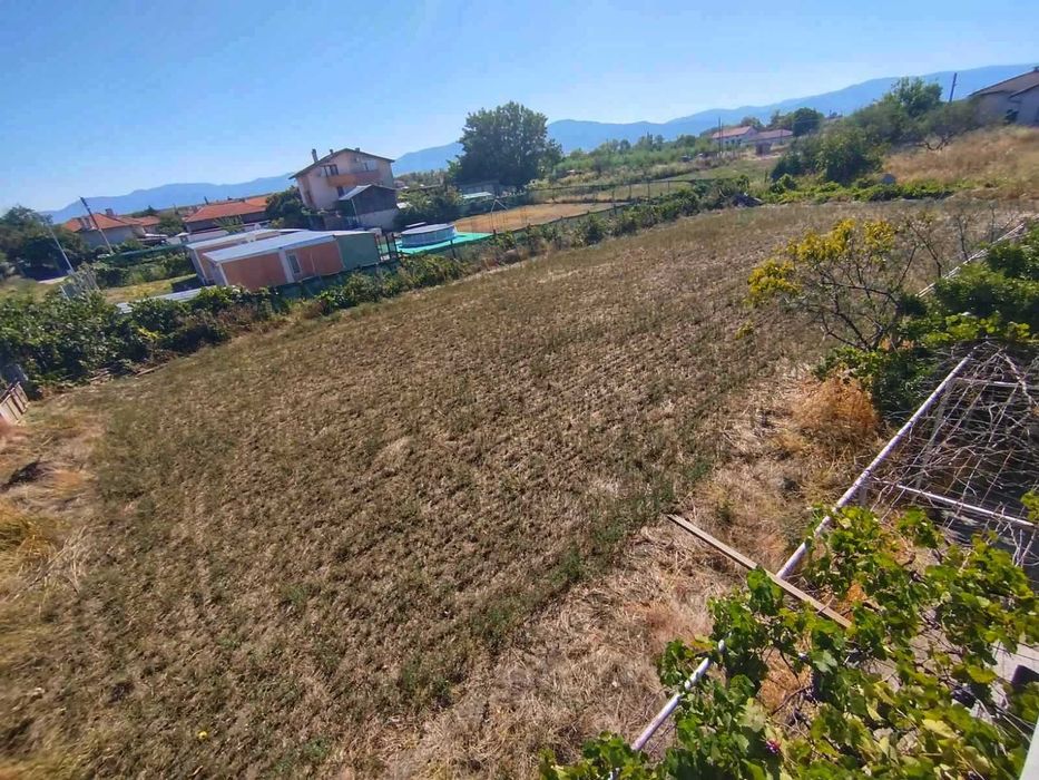 Имот Корект продава Къща с. Конуш. Обл. Пловдив