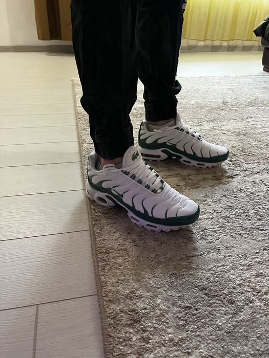 Nike air max plus tn x lacoste