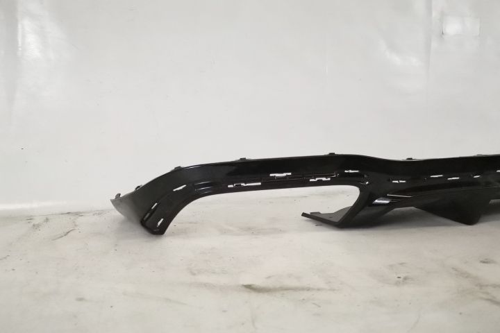 Fusta Spoiler Bara Spate Original In Stare Buna AMG Mercedes-Benz E-Cl