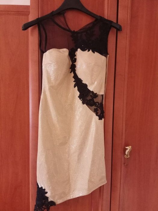 Rochie Chanttal- Auriu cu Negru