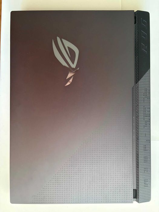 Laptop Gaming ASUS ROG Strix G513QM