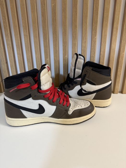 Papuci air jordan 1 high travis scott