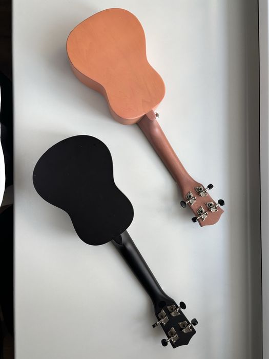 укулеле мини гитара(светлая осталась)