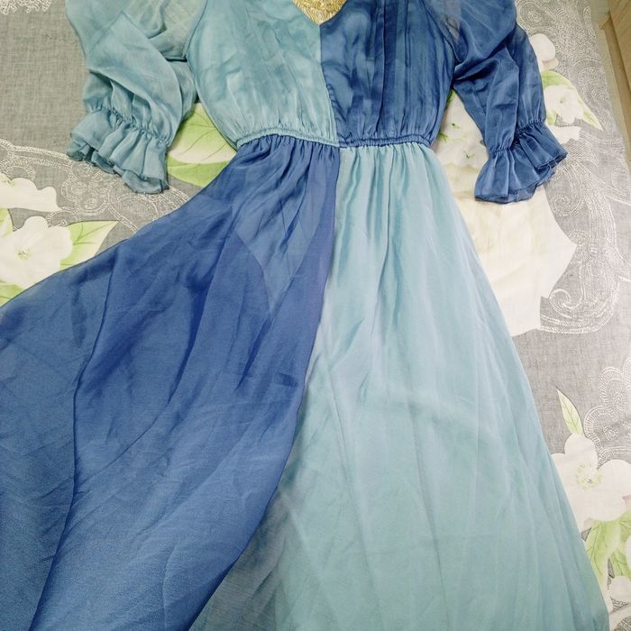 Платье женское почти новый