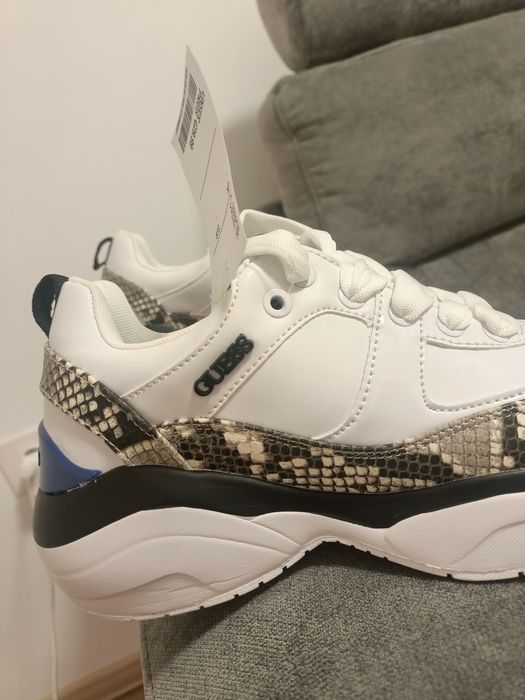 Sneakers Guess originali cu eticheta