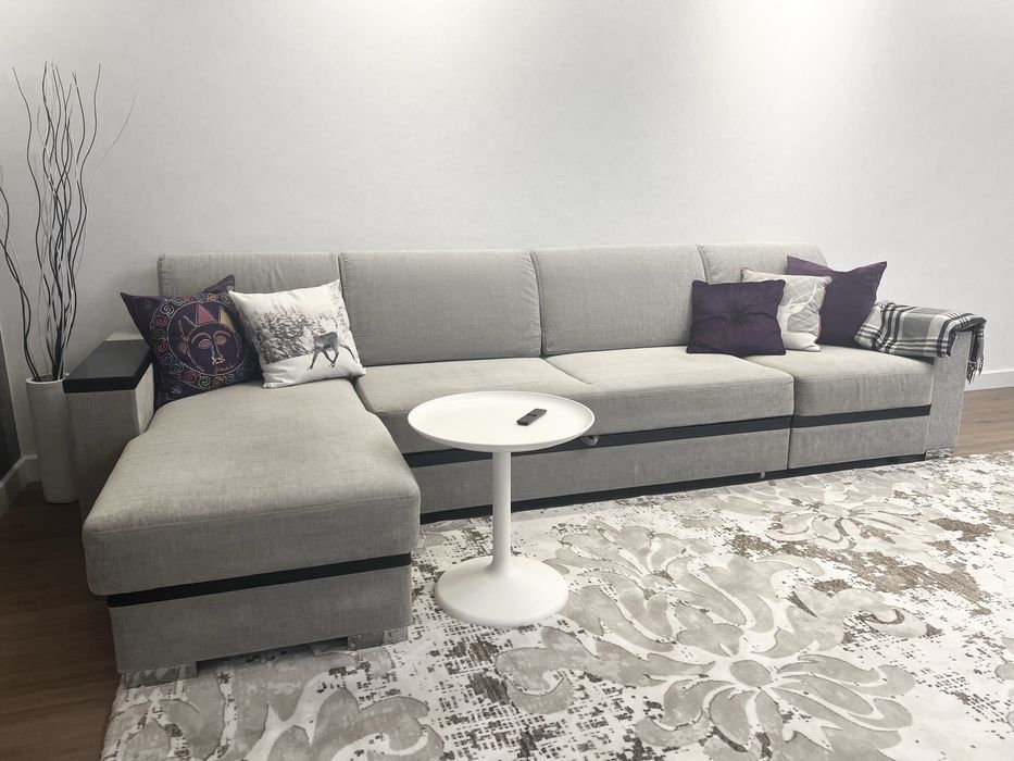 Качественный большой диван