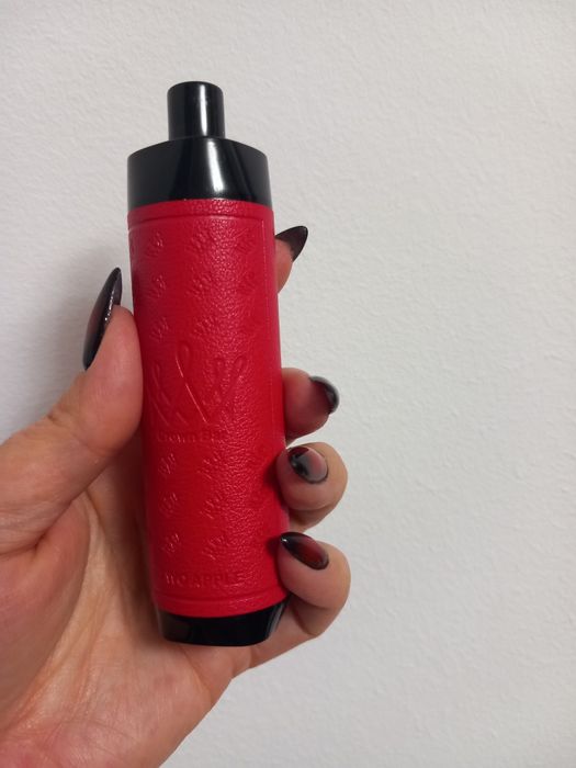 Narghilea / Vape-uri / Țigări electronice / E-shisha AL FAKHER CROWN BAR 8k 

• Produse 100% originale, sigilate
• Până la 2