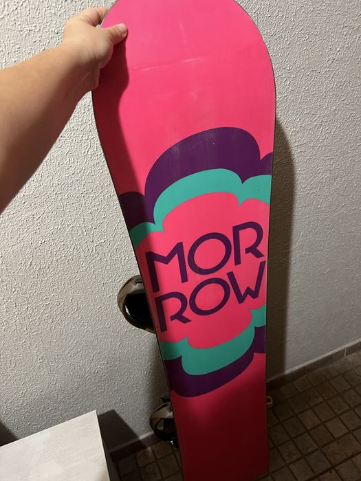 Сноуборд с идеальном состояние