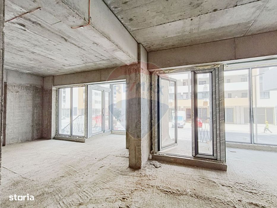 Vanzare Spatiu Comercial Parter, Terasa 63mp | M. Berceni la 9 minute