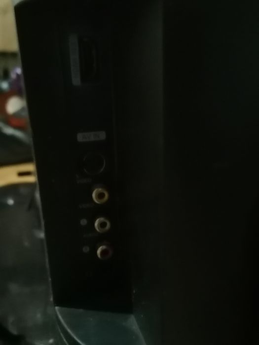 Vând televizor Samsung defect