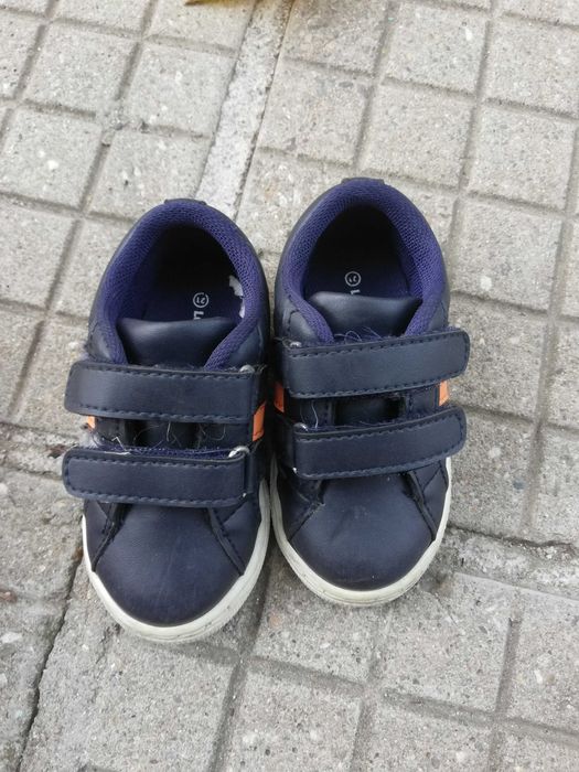 Сандали, отворени обувки за момче