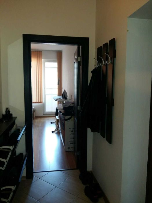 Дава се под наем Двустаен апартамент в Бургас, Лазур - 60 кв.м за 204 € - Снимка #3