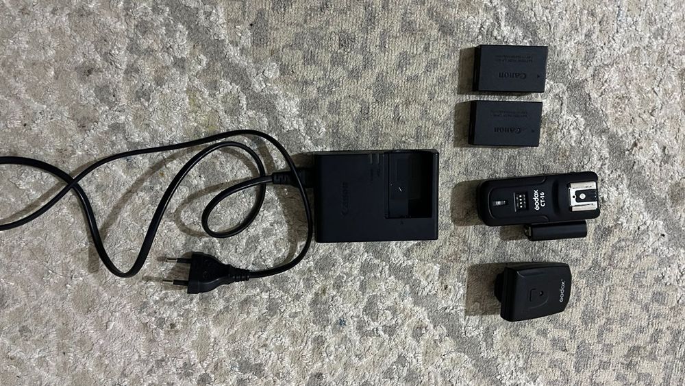 Canon Eos Rp+Rf24-105 +аккумулятор оригинал