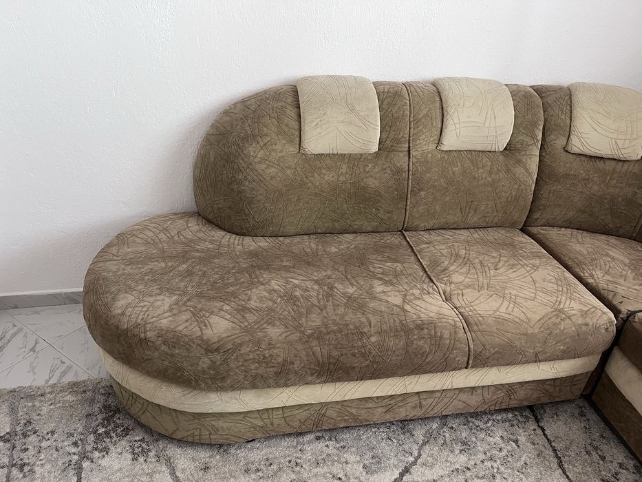 Ъглов диван с функция за разтягане