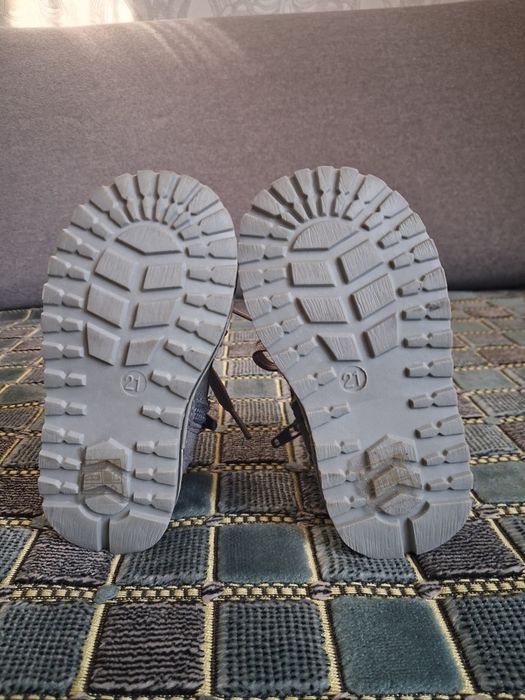 Продам дет.обувь