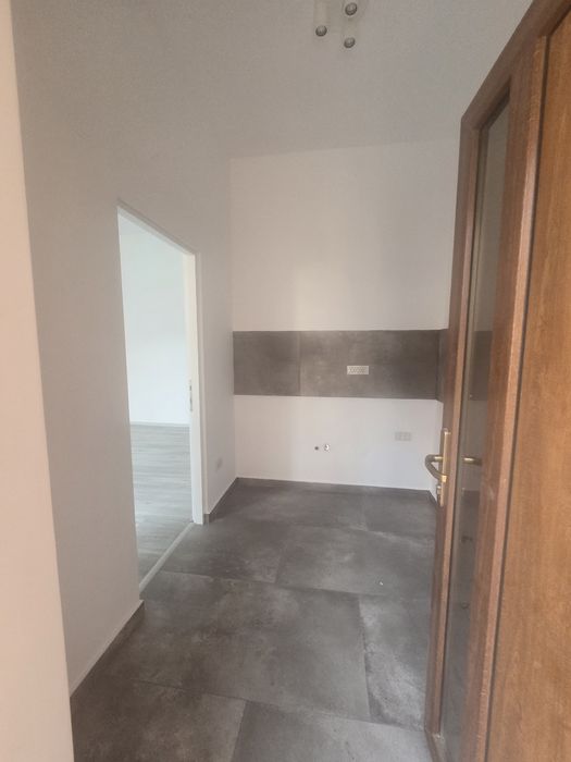 MAISON IMOBILIARE - spre vânzare apartament modern complet renovat în centrul municipiului Arad