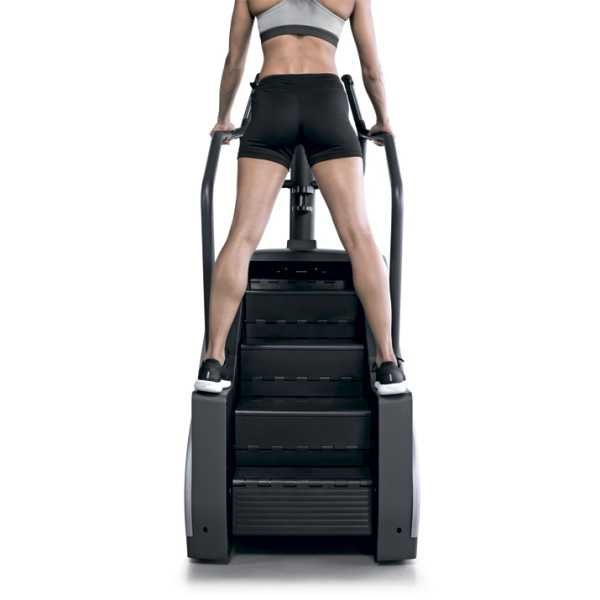 Technogym Стълби Excite Climb 1000 Unity Live