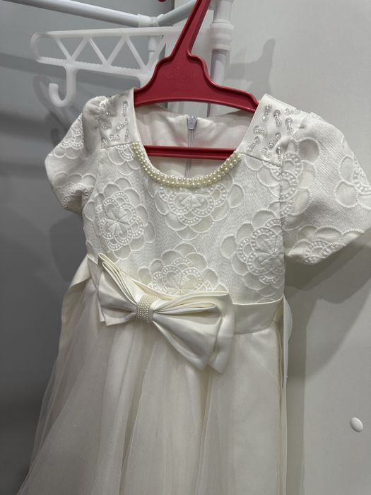 Продам нарядное платье