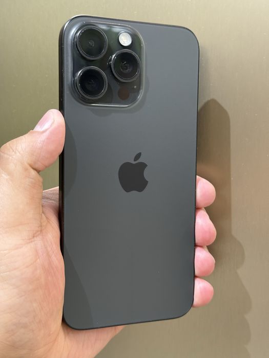 Iphone 15 pro Max ideal 84% yomkost