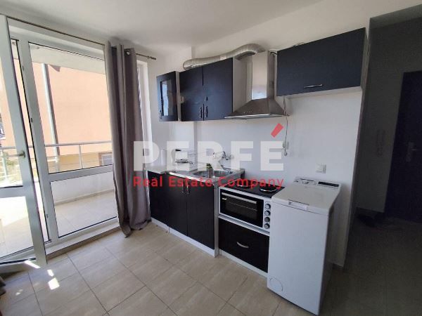 Продава се Едностаен апартамент в Черноморец - 42 кв.м за 1070 €/кв.м - Снимка #2