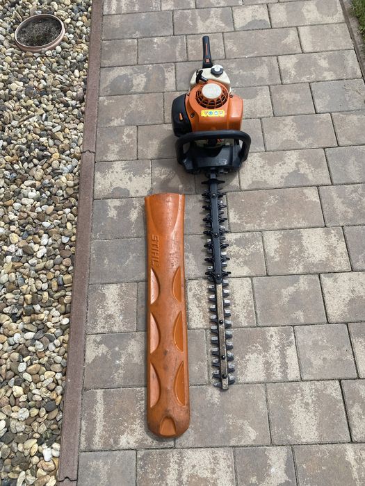 Motofoarfeca - foarfeca Stihl HS 81 T pe benzina