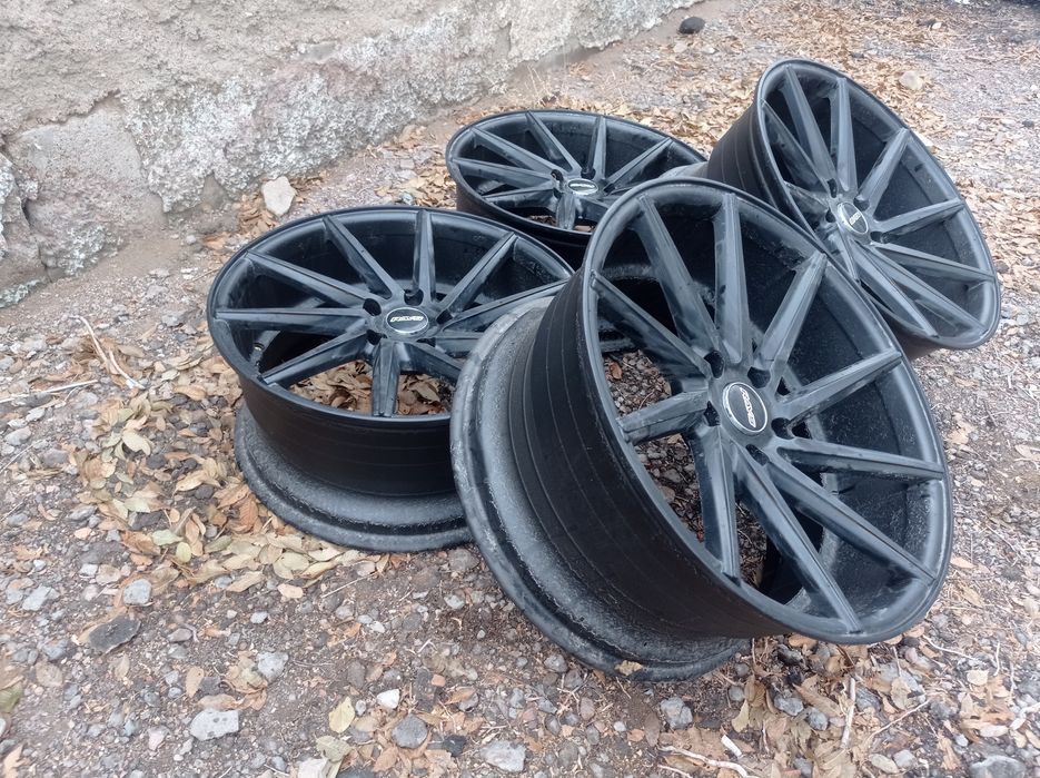 Vossen диски в отличном состоянии
