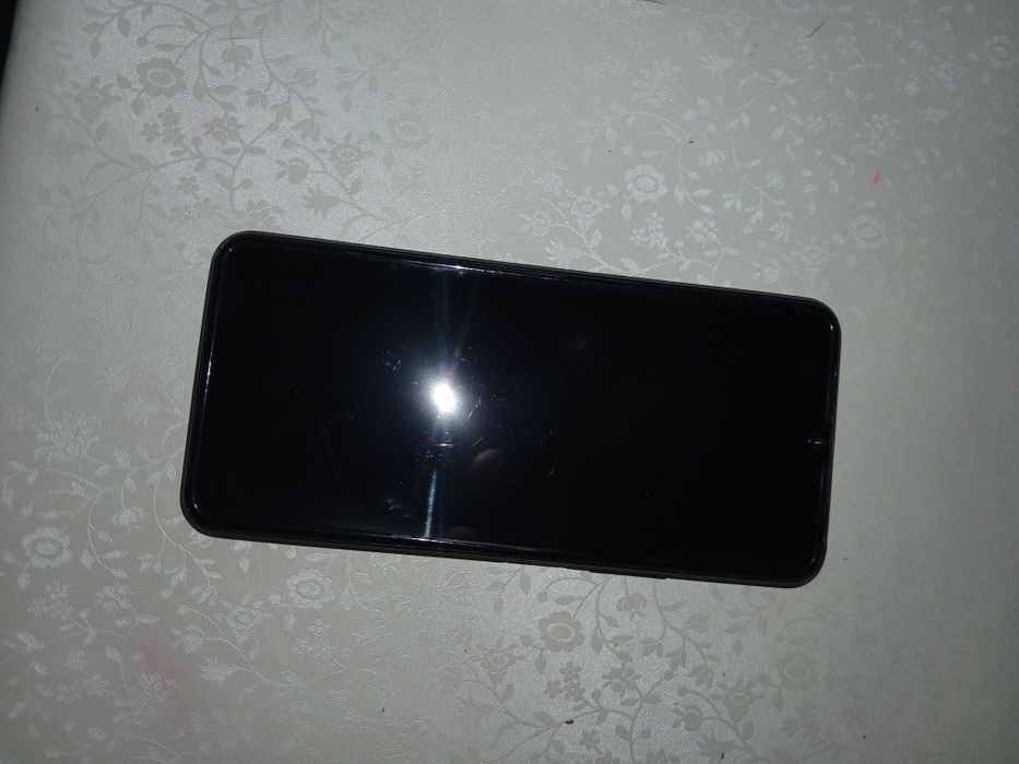 Vivo Y33s 128ГБ 8ядер