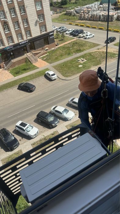 Альпинист,Альпенист, Услуги альпинист,Промышленный альпинист, Мойка