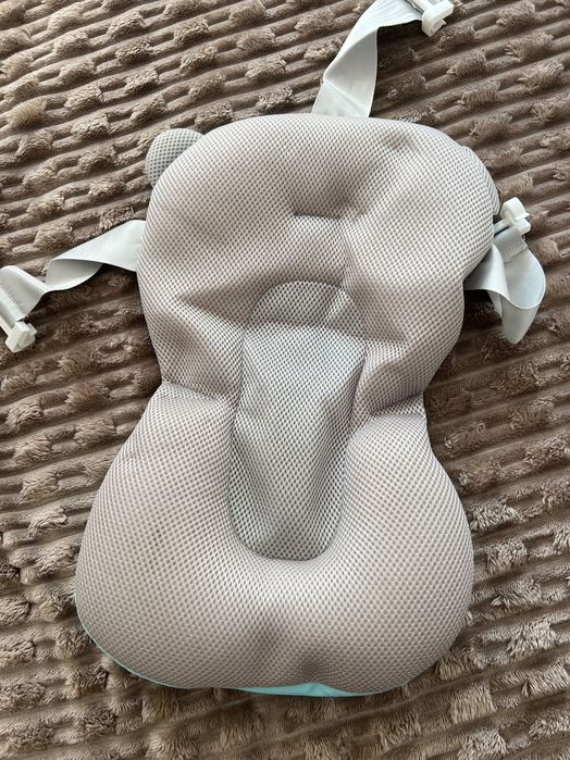 Подложка за къпане на бебе