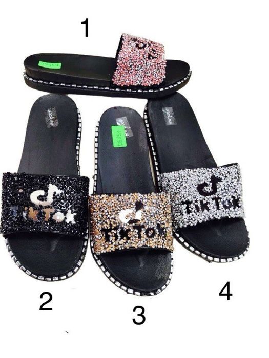 Блестящи дамски плажни чехли с кристали за летни ТикТок моменти на бре