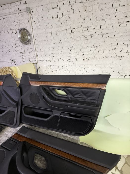 Дверные карты Бмв е38 корткая база