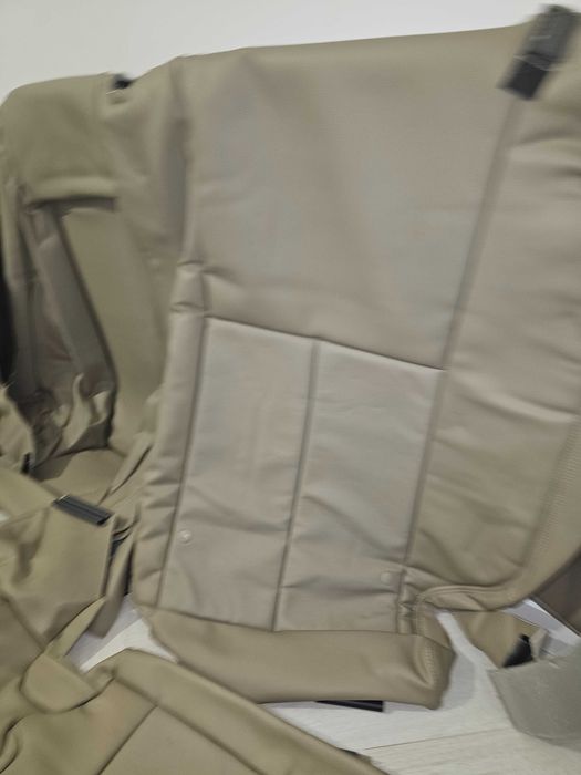 Кожени калъфи  за Тойота Тундра Crew Max 07-14