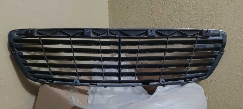 Решетка за Мерцедес w211