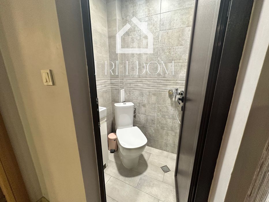 Продава се Тристаен апартамент в Варна, м-т Траката - 104 кв.м за 2212 €/кв.м - Снимка #10
