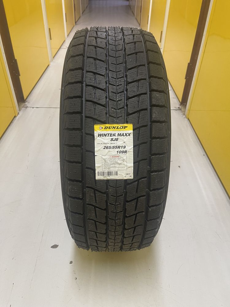 265/55R19 winterMax SJ8-