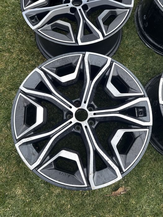 Jante Bmw ix m60  ix m50 g05, g06, XM pe 22 o singura dimnesiune