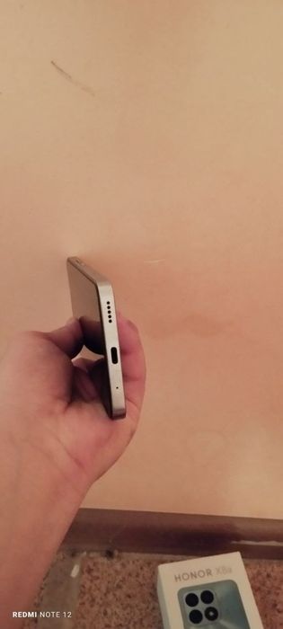 HONOR X8A BOR YENGI 6GB/ 128GB  dacument karopka. Bor