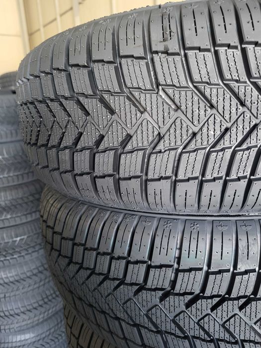 Vand anvelope noi all season  245/40 R18 Aptany M+S