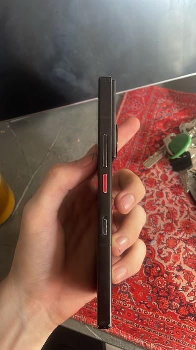 Продам zte nubia z60 ultra
