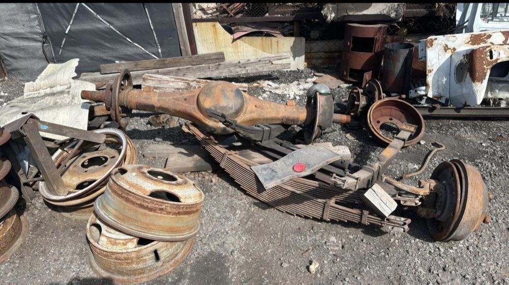 Двери крыло на газон