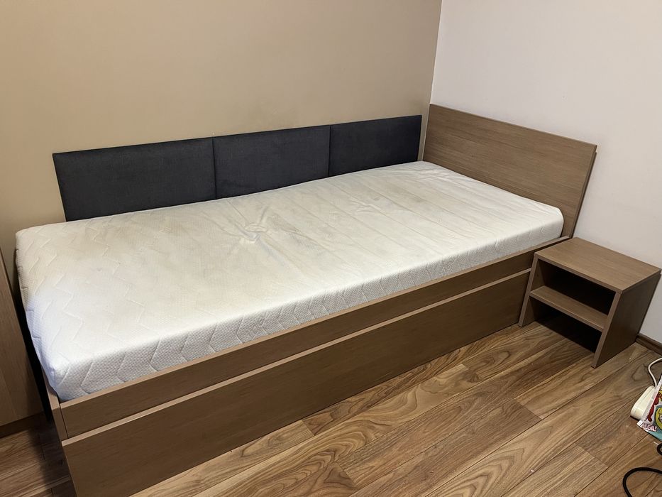 Dormitor copil/adolescent, dulap, pat, noptiera si birou