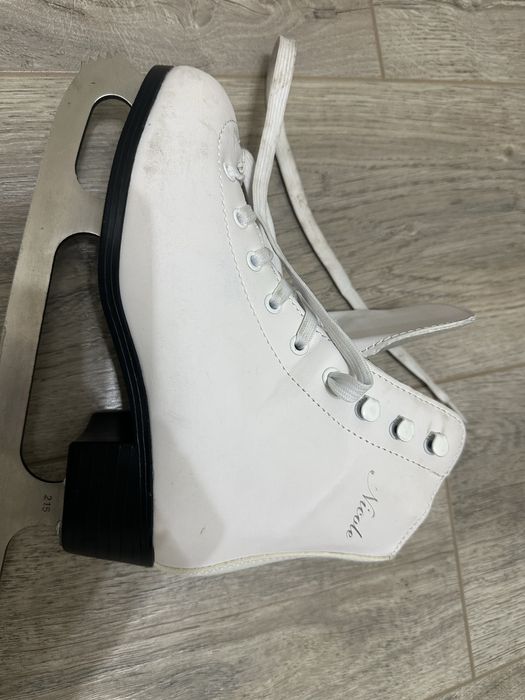 Коньки для катания