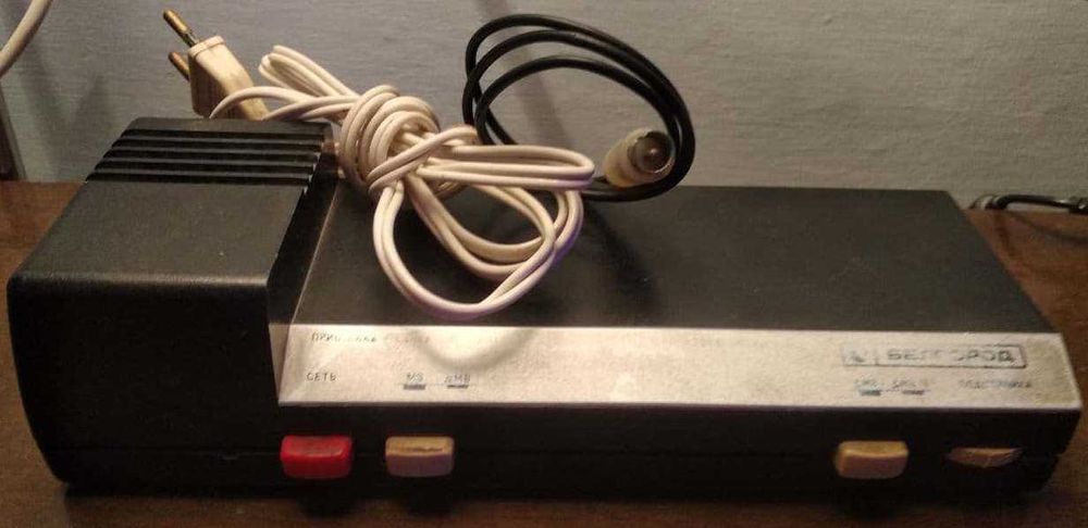 продаётся приставка селектор каналов дециметрового диапазона