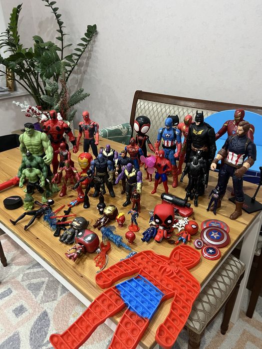 Мстители, коллекция