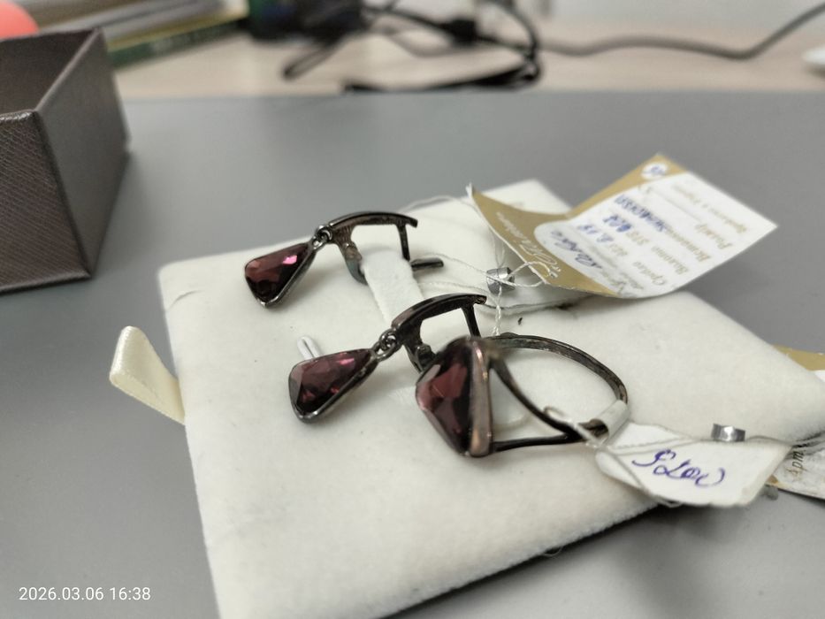 Продается бижутерия из серебра