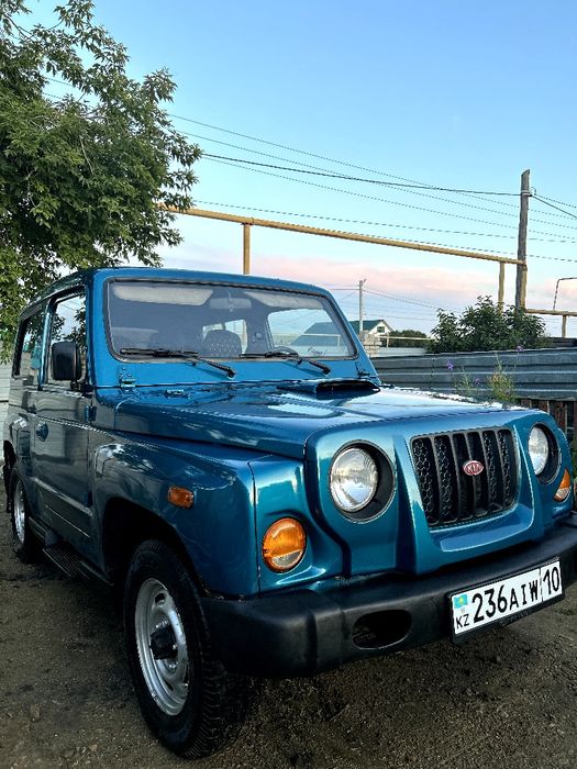 Кия Ретона год 2009