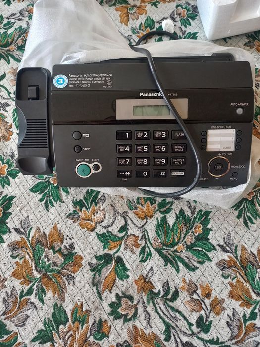 продам факс Panasonic