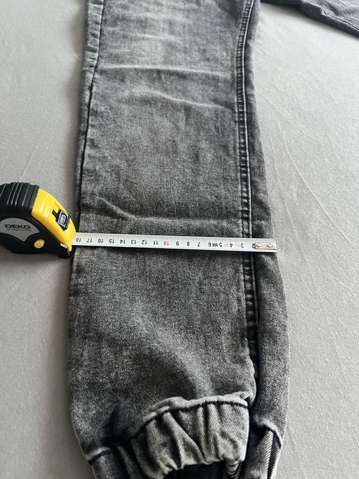 Blugi noi Sinsay marimea 32 !!