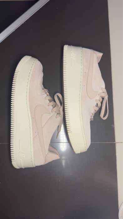 Adidasi Nike air force 1 sage marimea 38.5